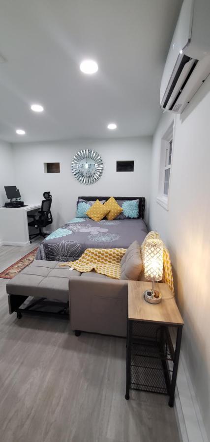Eleg Stu Apt With Lux Amnts Steps Frm Nautical Mile Фрийпорт Екстериор снимка