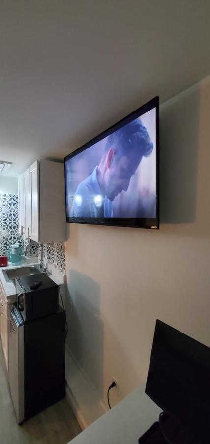Eleg Stu Apt With Lux Amnts Steps Frm Nautical Mile Фрийпорт Екстериор снимка