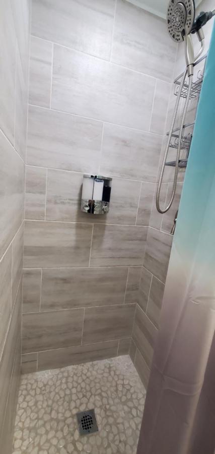 Eleg Stu Apt With Lux Amnts Steps Frm Nautical Mile Фрийпорт Екстериор снимка